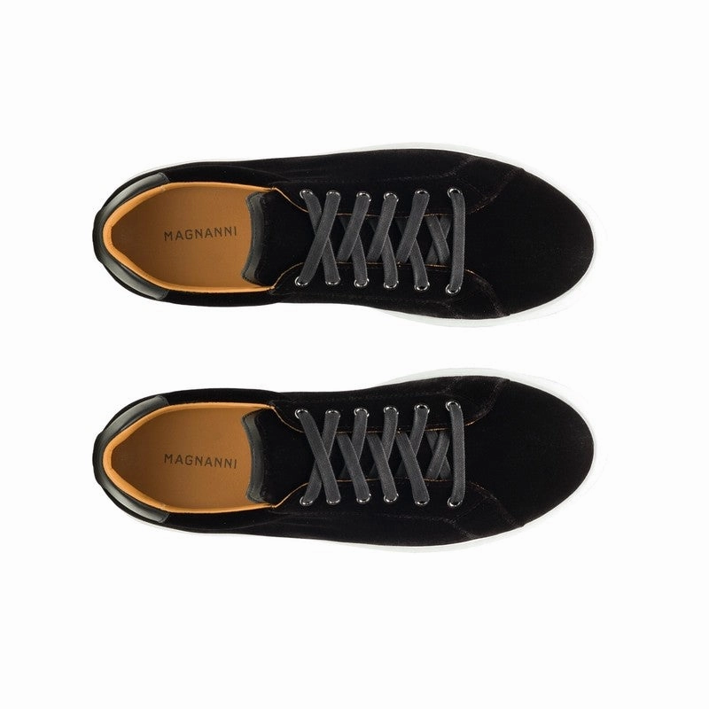 Magnanni | Dalia Black Velvet Sneaker
