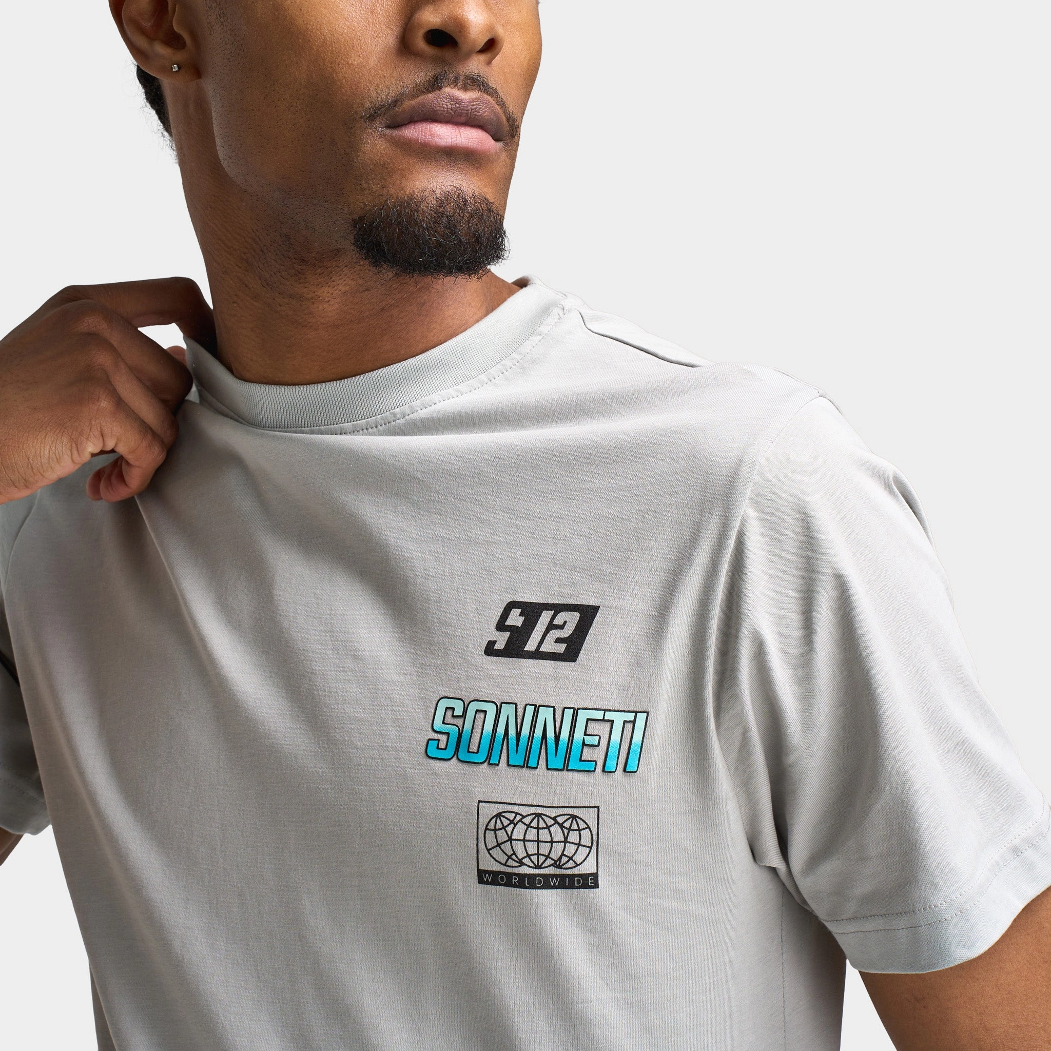 Sonneti Logan Graphic T-Shirt / High Rise