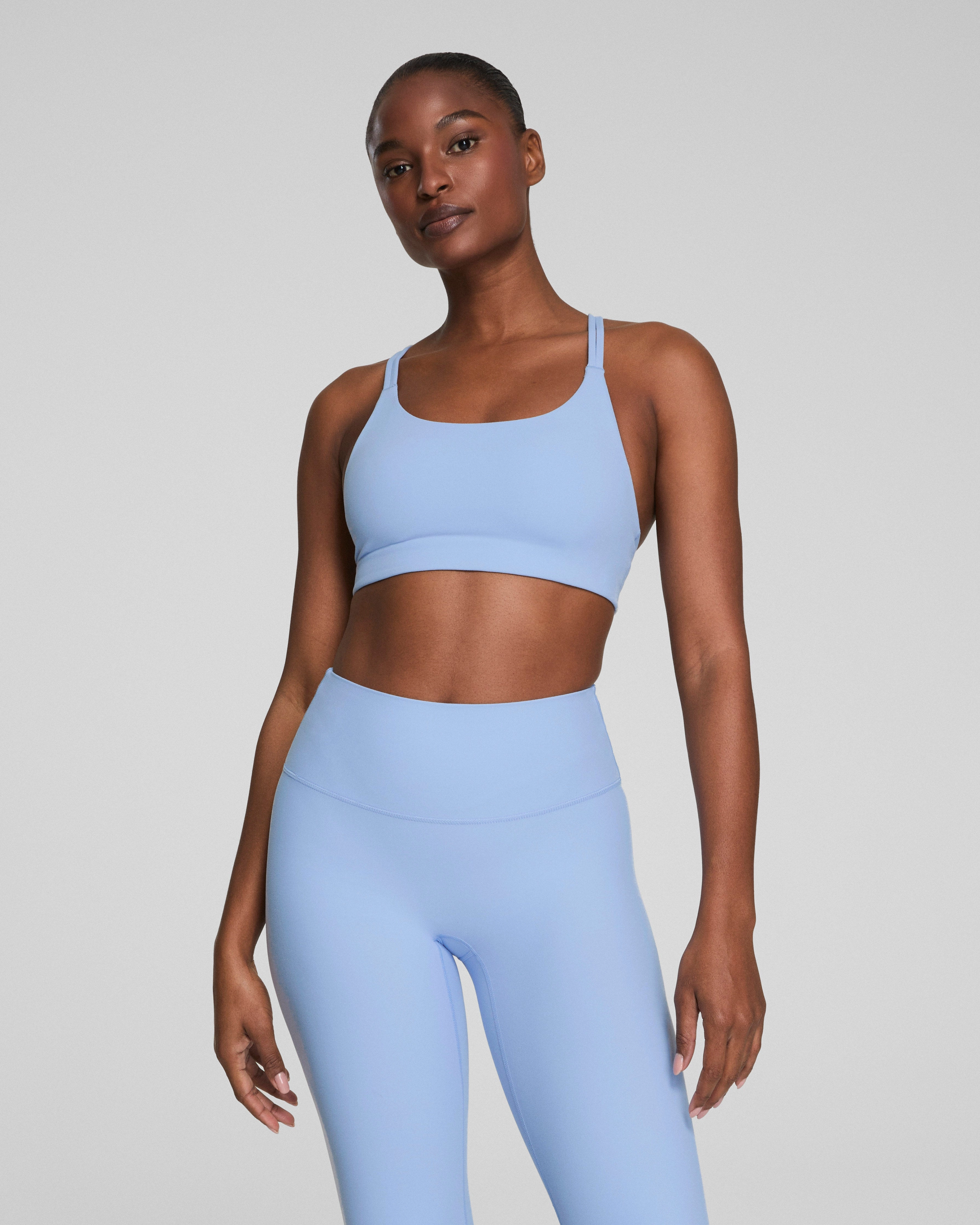 SPANXsmooth™ OnForm Low Impact Sports Bra