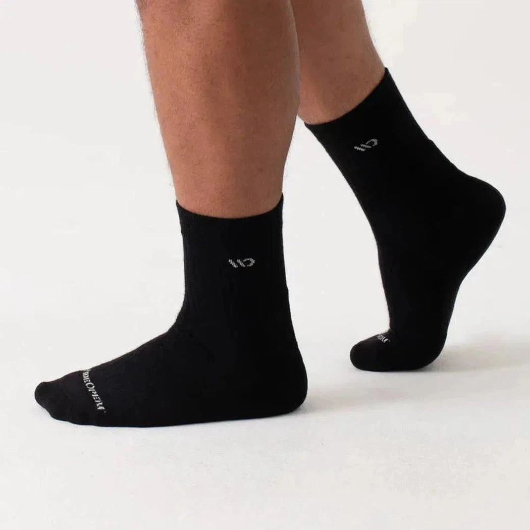 Wide Open Men's Solid Cushioned Micro Crew Socks